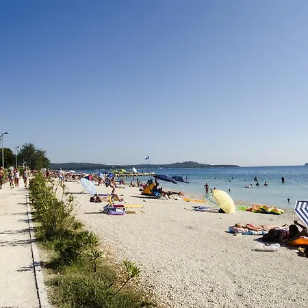 Tesic Close To The Sea With Shared 4xbicycles * Fažana