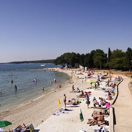 Apartmán Tesic Close To The Sea With Shared 4xbicycles